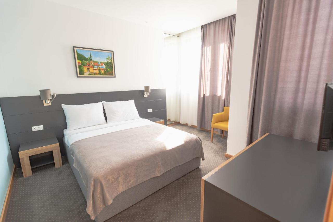Hotel Stobex Loznica Pokoj fotografie