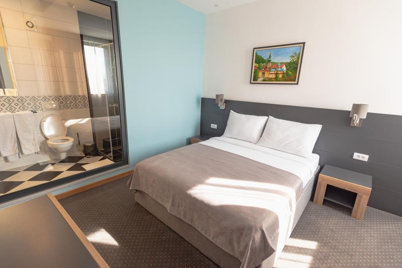 Hotel Stobex Loznica Exteriér fotografie