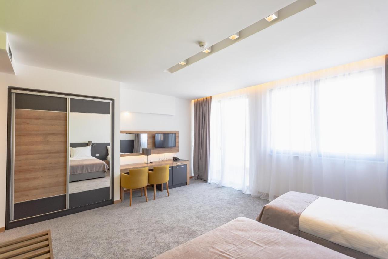 Hotel Stobex Loznica Exteriér fotografie
